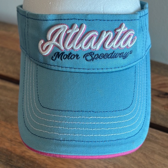 ATLANTA MOTOR SPEEDWAY Blue and Pink Adjustable Sun Visor - Picture 3 of 10